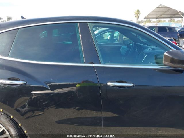 ZN661XUA2HX255298 Maserati Levante