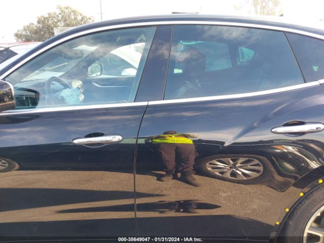 ZN661XUA2HX255298 Maserati Levante