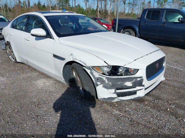 2018 JAGUAR XE SAJAR4FX6JCP31281 Photo 5