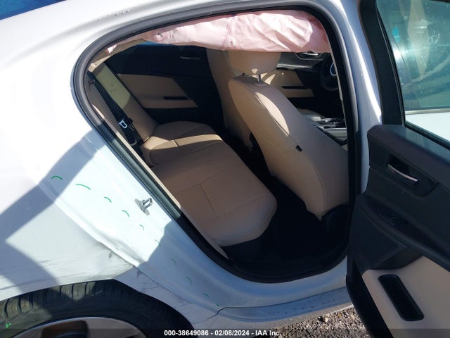2018 JAGUAR XE SAJAR4FX6JCP31281 Photo 7