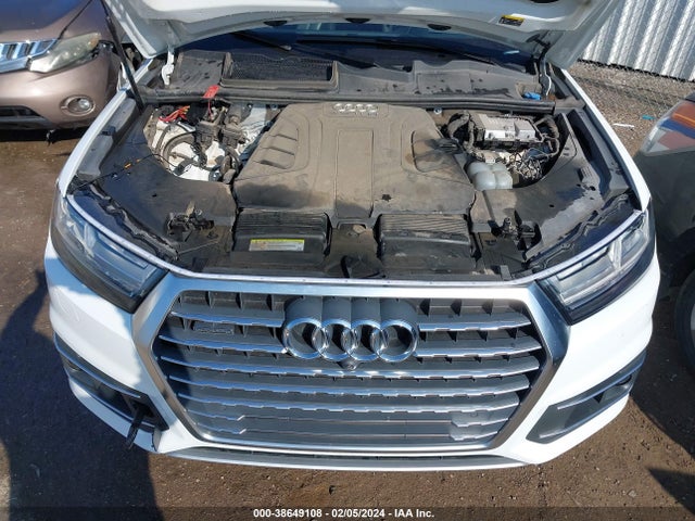 Audi Q7 3.0t Premium 2017 WA1VAAF71HD045220 Image 10