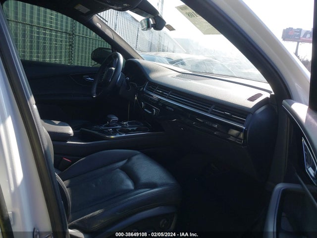 Audi Q7 3.0t Premium 2017 WA1VAAF71HD045220 Image 5