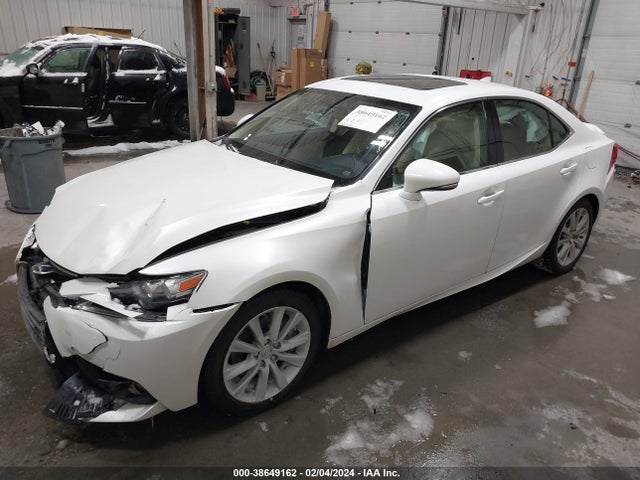 Lexus IS 250 2015 JTHCF1D20F5021471 Image 2