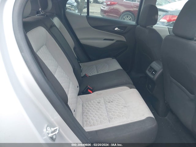 Chevrolet EQUINOX LS 2018 2GNAXHEV7J6141747 Image 8
