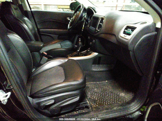 2018 JEEP COMPASS LATITUDE 4X4 VIN: 3C4NJDBBXJT255686