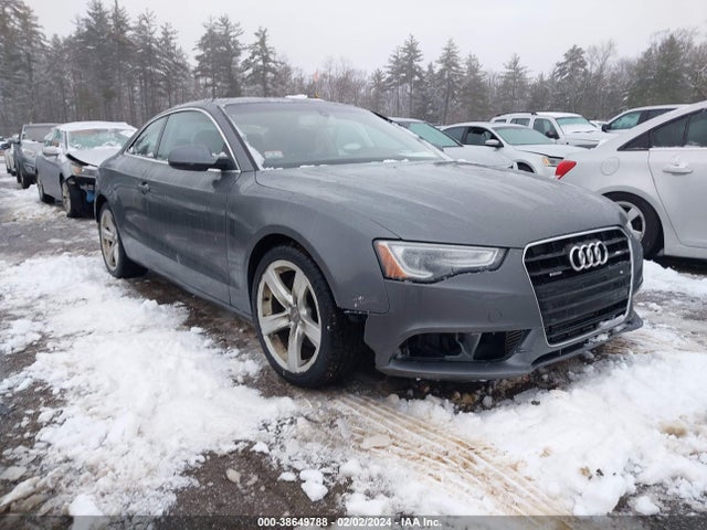 WAURFAFR4EA057818 Audi A5 2.0t Premium