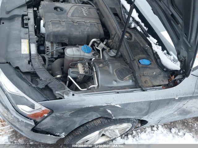 WAURFAFR4EA057818 Audi A5 2.0t Premium