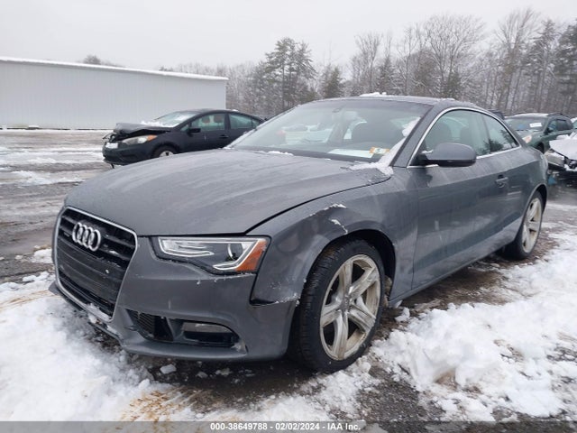 WAURFAFR4EA057818 Audi A5 2.0t Premium