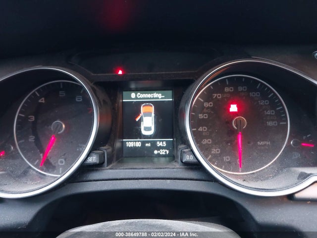 WAURFAFR4EA057818 Audi A5 2.0t Premium