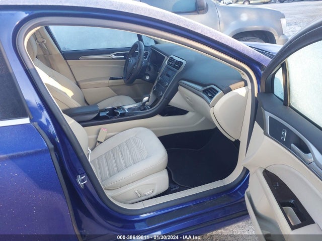 Продажа на аукционе авто 2016 Ford Fusion Se, vin: 3FA6P0H78GR261741, номер лота: 38649811