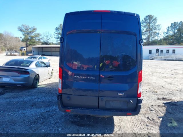 1FTNR3XM4FKB32049 Ford Transit-250