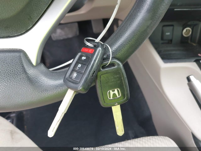 2014 HONDA CIVIC LX VIN: 19XFB2F54EE075589