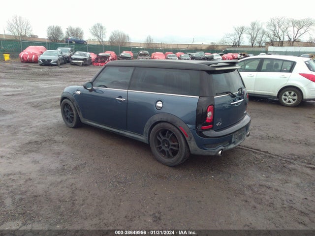 2009 MINI COOPER S CLUBMAN WMWMM33599TP92043 Photo 2