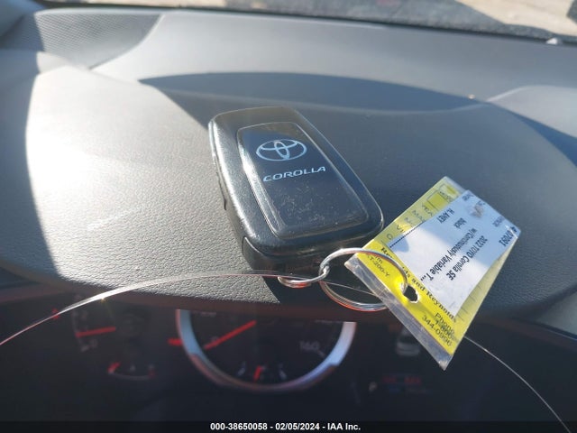 Toyota COROLLA SE 2022 5YFP4MCE6NP130797 Image 11