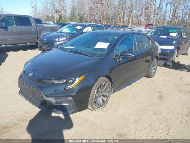 Toyota COROLLA SE 2022 5YFP4MCE6NP130797 Image 2