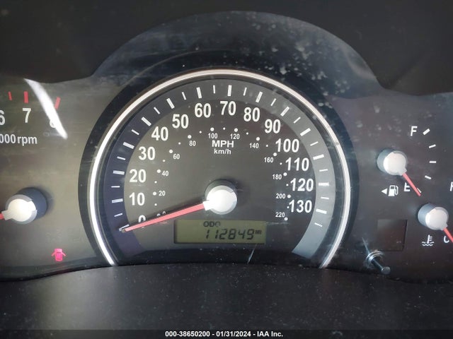2007 KIA SEDONA VIN: KNDMB133776125382