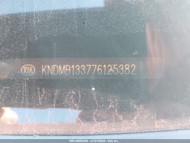 2007 KIA SEDONA VIN: KNDMB133776125382