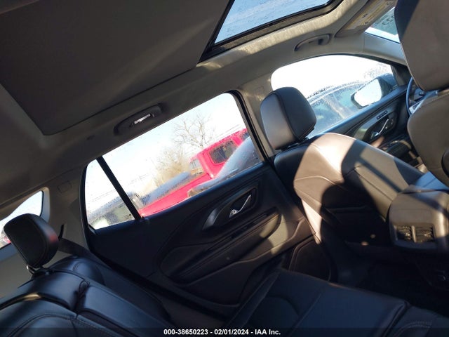 GMC Terrain Slt 2019 3GKALPEX0KL194288 Image 8