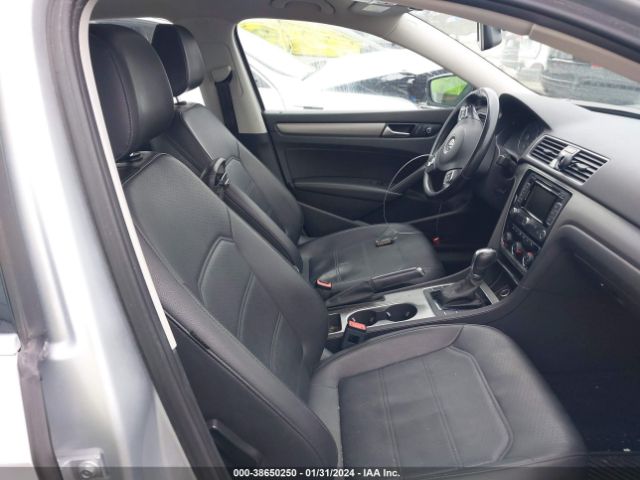 1VWBN7A39EC098069 Volkswagen Passat 2.0l Tdi Se