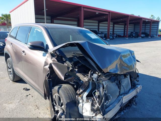 Toyota Highlander Le 2019 5TDZARFH2KS057693 Image 1
