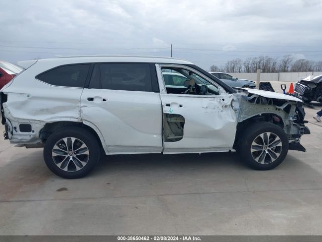 5TDGZRAH2NS545019 Toyota Highlander Xle