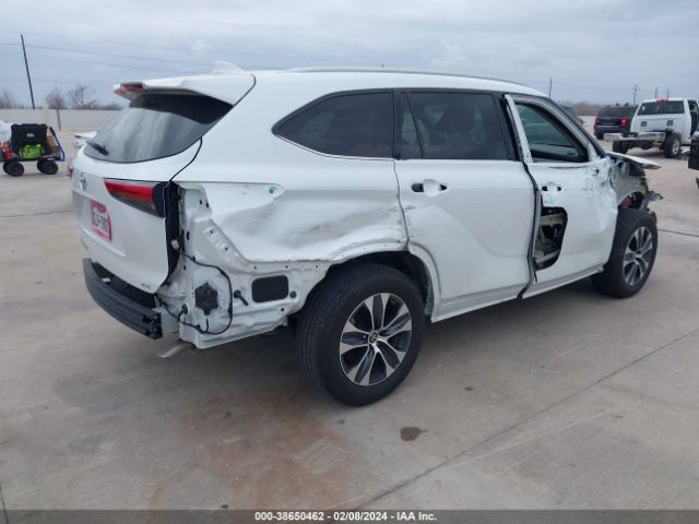 5TDGZRAH2NS545019 Toyota Highlander Xle