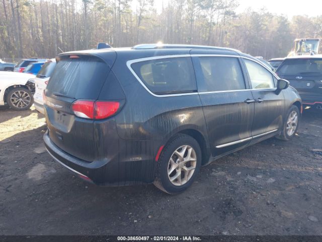 2018 CHRYSLER PACIFICA 2C4RC1EG6JR128065 Photo 3