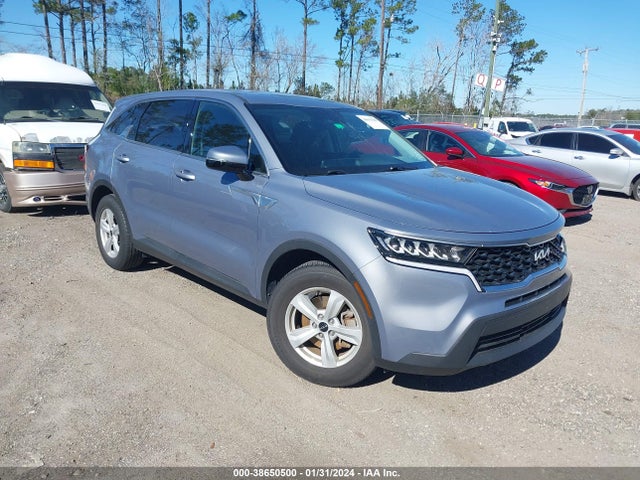 2022 KIA SORENTO LX VIN: 5XYRG4LC2NG106838