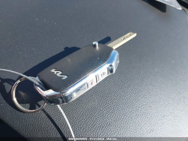 2022 KIA SORENTO LX VIN: 5XYRG4LC2NG106838