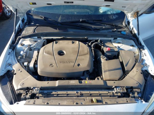 7JR102TZ1MG108748 Volvo S60 T5 Momentum