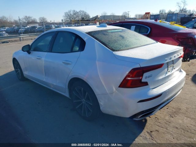 7JR102TZ1MG108748 Volvo S60 T5 Momentum