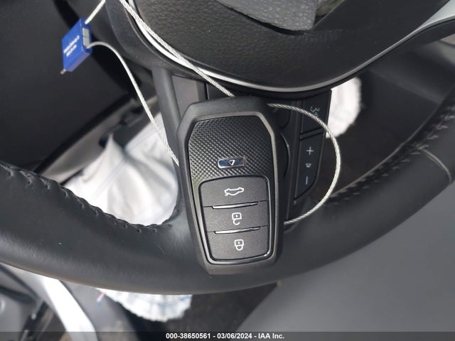 Toyota Corolla Cross Xle 2023 7MUDAAAG7PV043389 Image 11