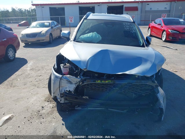 Toyota Corolla Cross Xle 2023 7MUDAAAG7PV043389 Image 13