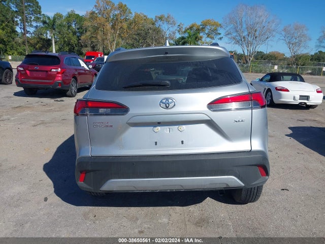Toyota Corolla Cross Xle 2023 7MUDAAAG7PV043389 Image 17