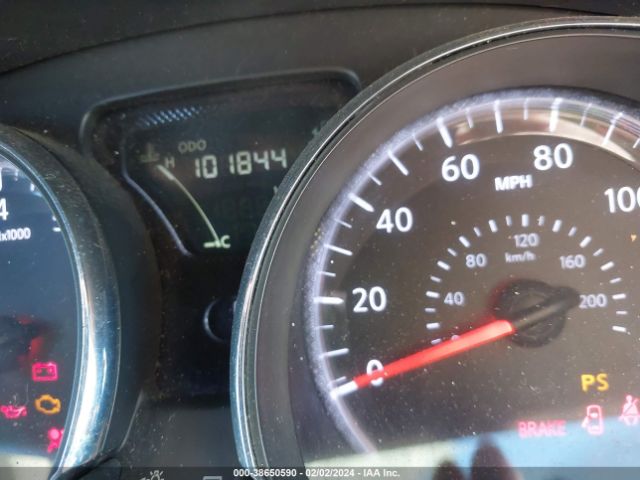 3N1CN7AP0FL804722 Nissan Versa 1.6 Sv