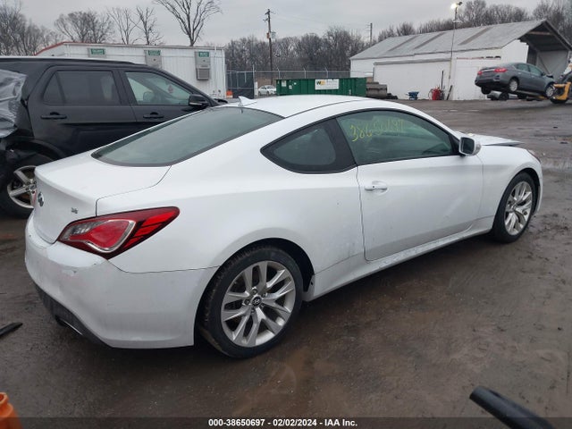 Hyundai Genesis 3.8 Base 2015 KMHHU6KJ1FU123660 Image 4