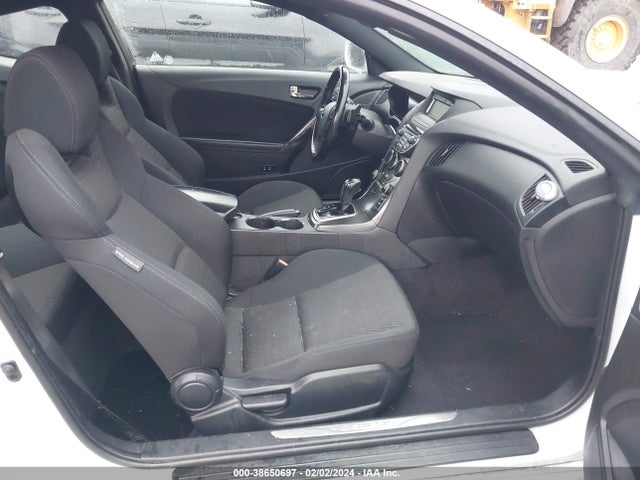 Hyundai Genesis 3.8 Base 2015 KMHHU6KJ1FU123660 Image 5