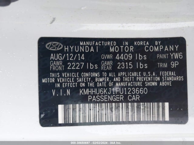 Hyundai Genesis 3.8 Base 2015 KMHHU6KJ1FU123660 Image 9