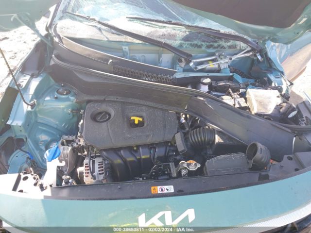KNDER2AA9R7568590 KIA SELTOS EX