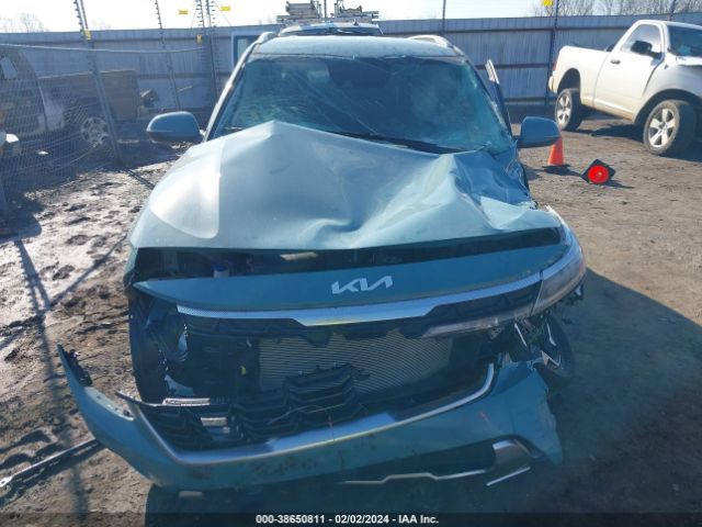 KNDER2AA9R7568590 KIA SELTOS EX
