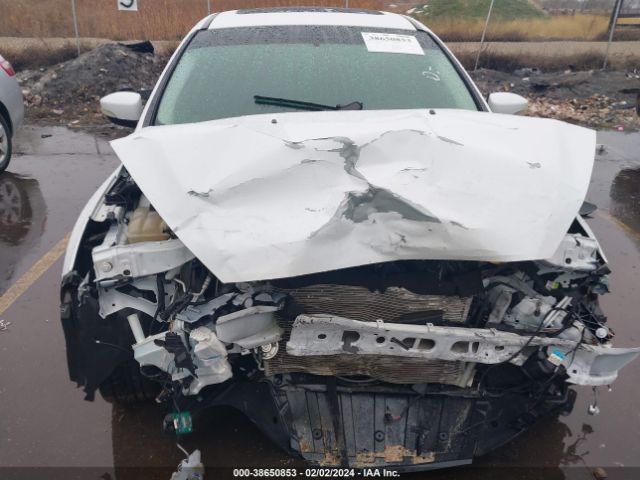 1FADP3H22JL204793 Ford FOCUS SEL
