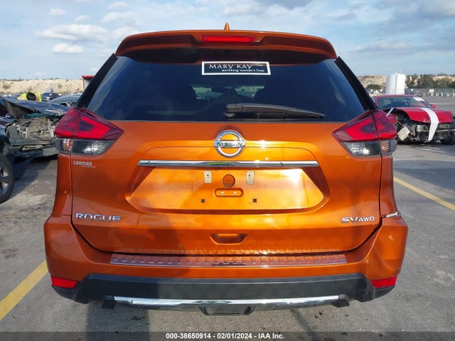 Nissan ROGUE SV 2018 5N1AT2MV2JC741713 Image 17