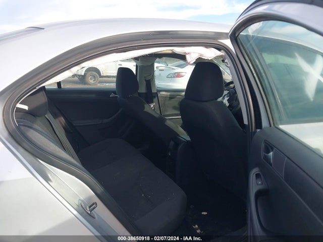 3VW2K7AJ2EM304130 Volkswagen Jetta 2.0l S