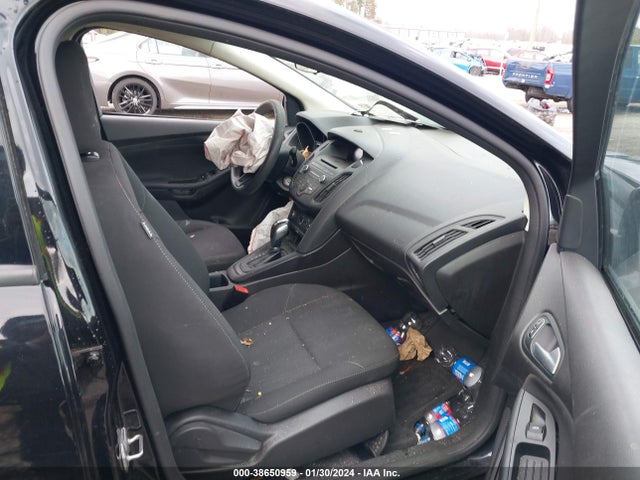 Ford FOCUS SE 2016 1FADP3F21GL389995 Image 5