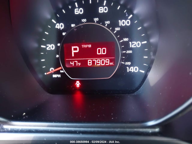 KIA SOUL + 2016 KNDJP3A51G7316696 Image 16