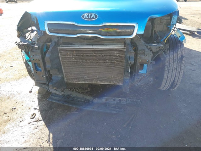 KIA SOUL + 2016 KNDJP3A51G7316696 Image 6