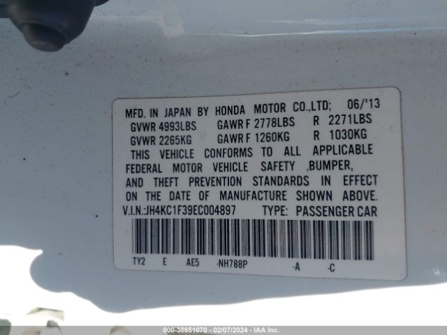 JH4KC1F39EC004897 Acura RLX