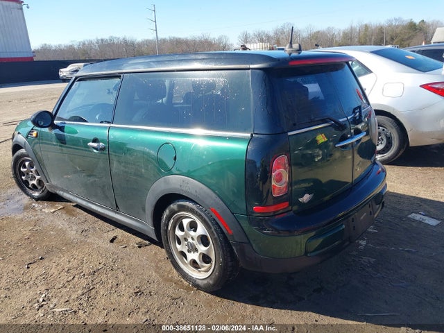 2012 MINI COOPER CLUBMAN WMWZF3C51CT489281 Photo 2