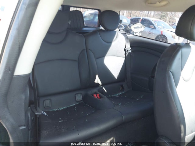 2012 MINI COOPER CLUBMAN WMWZF3C51CT489281 Photo 7