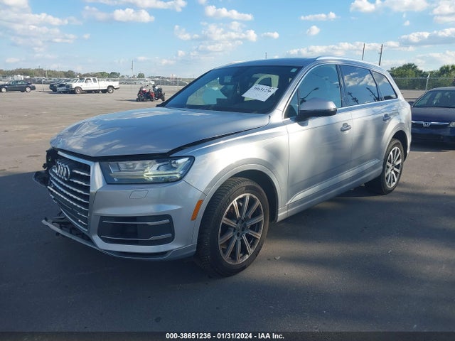 2018 AUDI Q7 3.0T PREMIUM VIN: WA1LAAF71JD036210